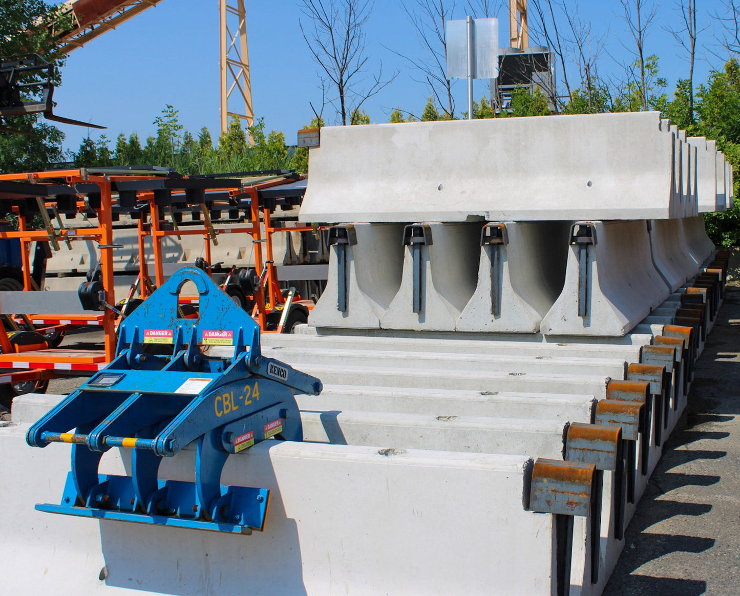 Concrete Barrier Lifter